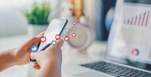 How to post on social media: Facebook, Twitter, Instagram, LinkedIn